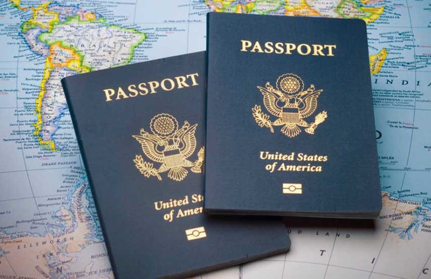 بررسی شرایط گرفتن پاسپورت برای پسران بالای 18 سال در بلاگ هرمس اپلای